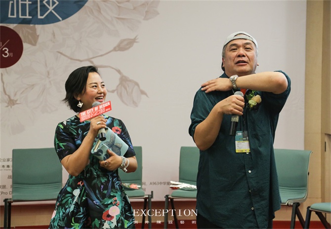 “十雅”魅力綻放，你們注意到女神手上的藍(lán)色錦魚了嗎？-別墅設(shè)計(jì),軟裝設(shè)計(jì),室內(nèi)設(shè)計(jì),豪宅設(shè)計(jì),深圳例外軟裝設(shè)計(jì)公司